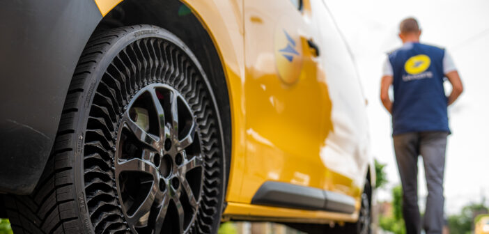 Michelin’s airless Uptis fitted to La Poste delivery vans